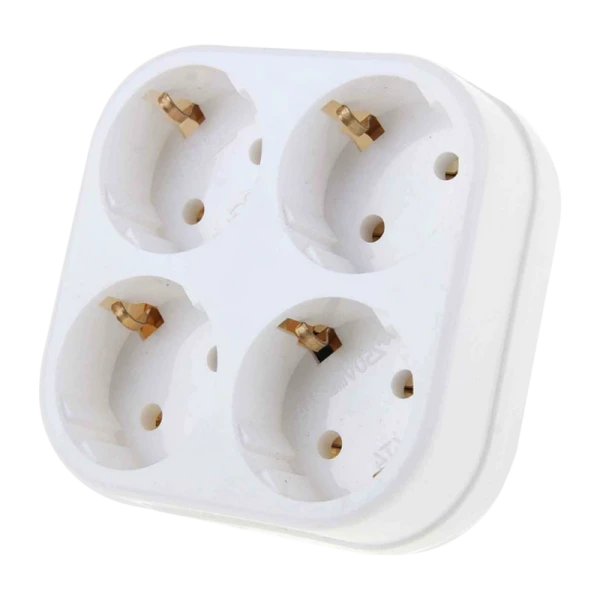 Разветвитель Toker 4Т4 4р.С/З белый в коробке (1/15)