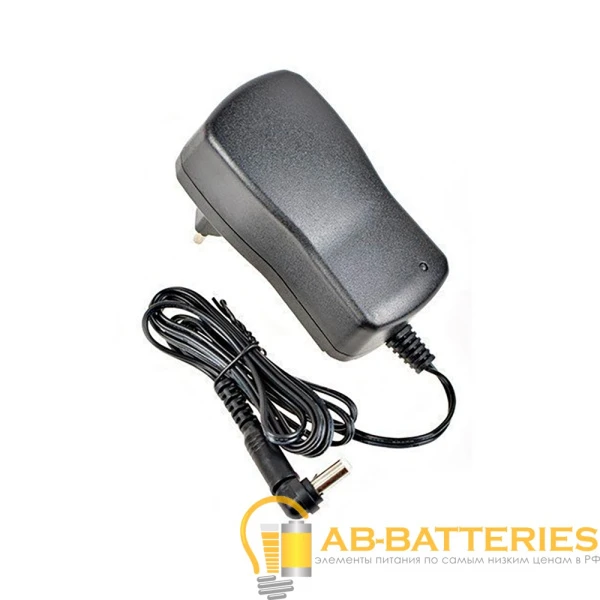 Блок питания ROBITON TN2250S 2250мА импульсный BL1 (1/50)