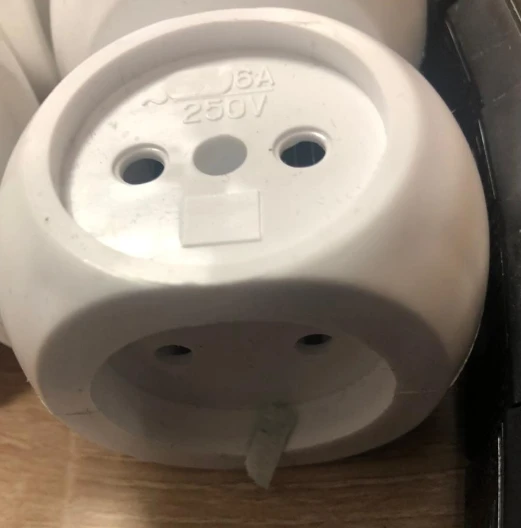 Разветвитель Без бренда "Круглый" 3р.Б/З 6A белый (1/50)